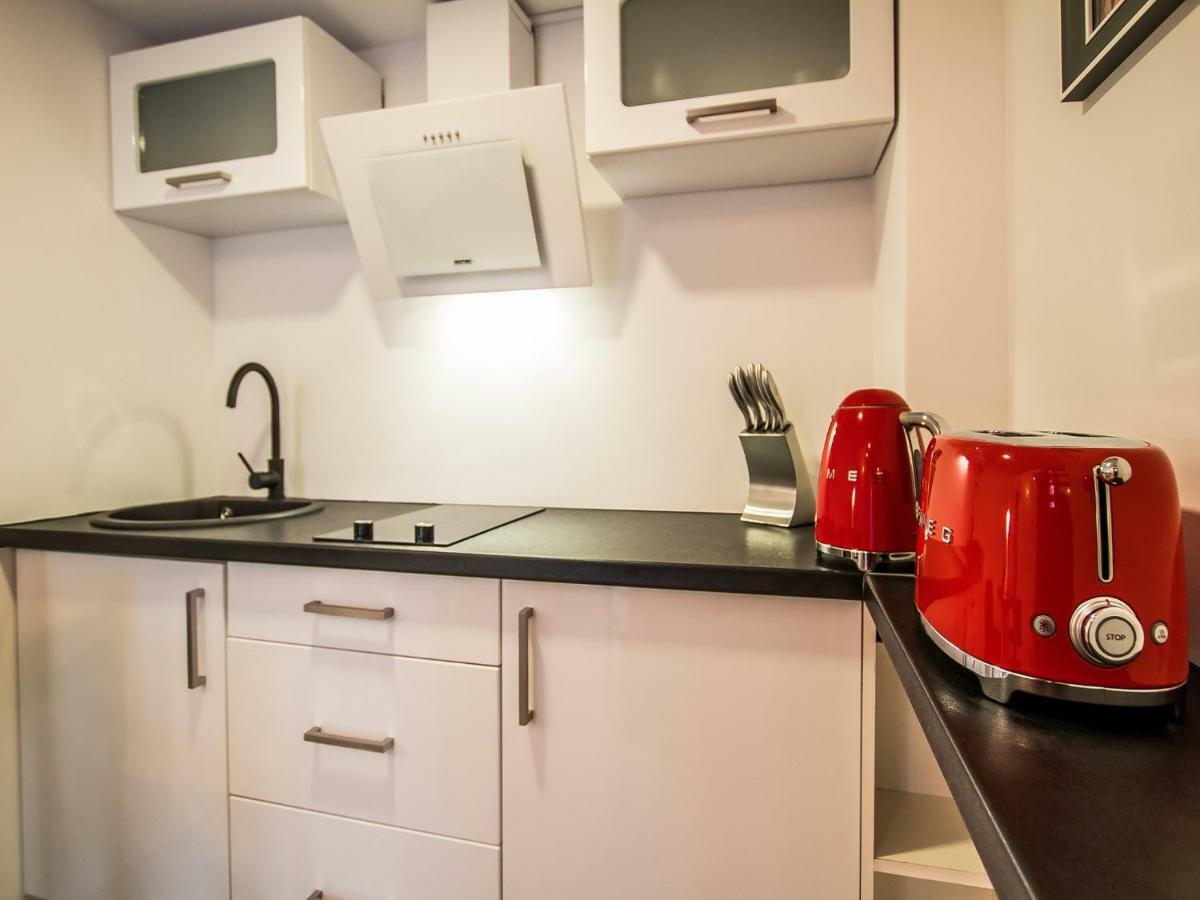 Apartments Zwierzyniecka A4You Krasków Eksteriør bilde