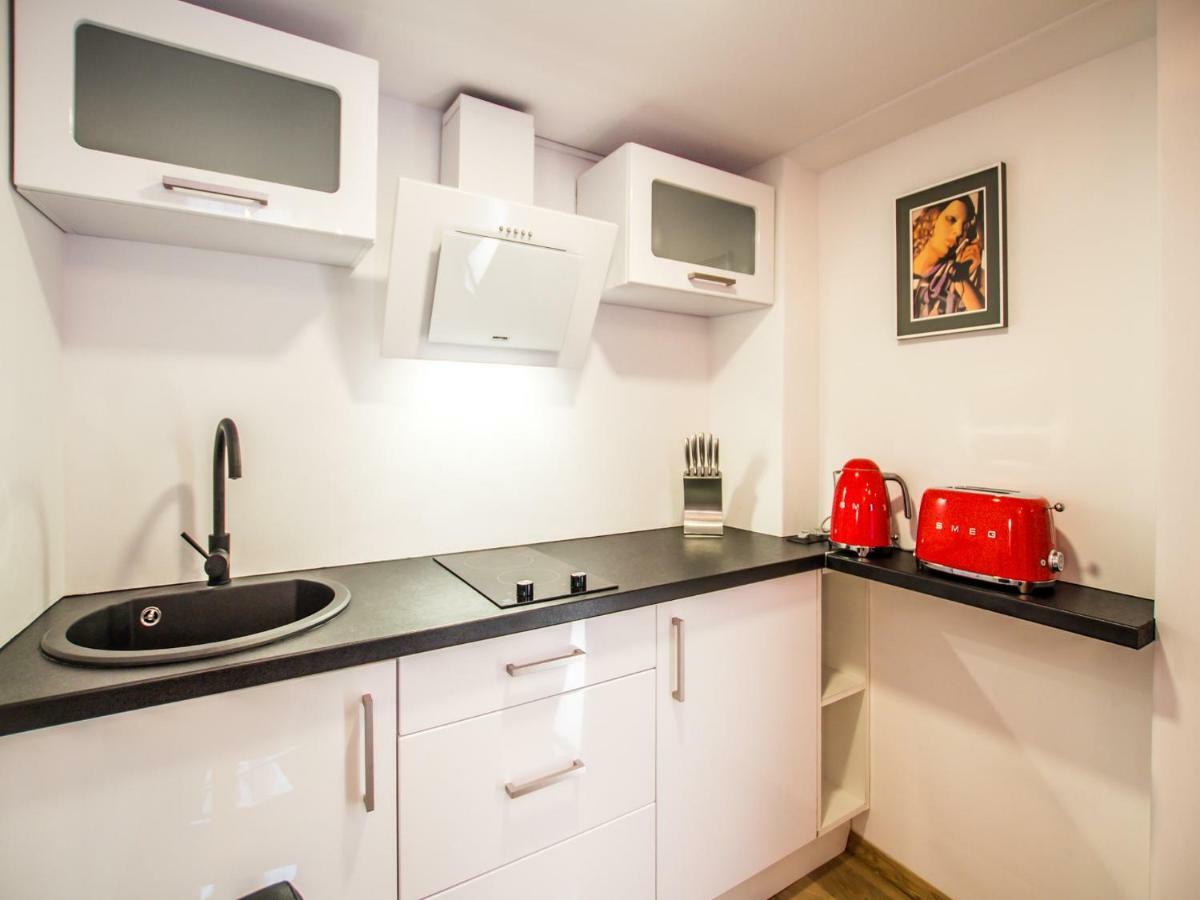 Apartments Zwierzyniecka A4You Krasków Eksteriør bilde