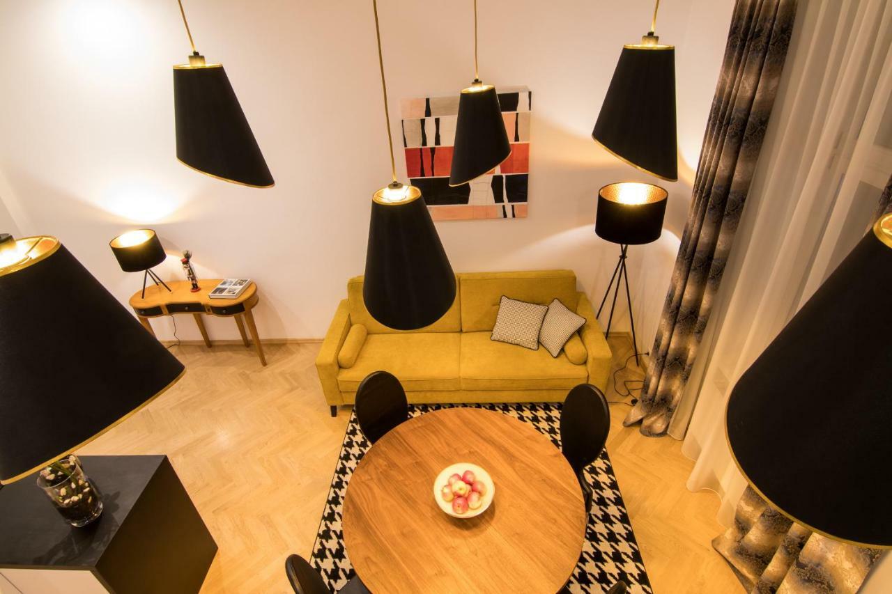 Apartments Zwierzyniecka A4You Krasków Eksteriør bilde