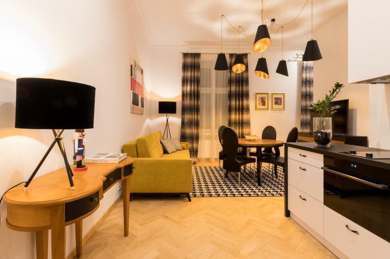 Apartments Zwierzyniecka A4You Krasków Eksteriør bilde