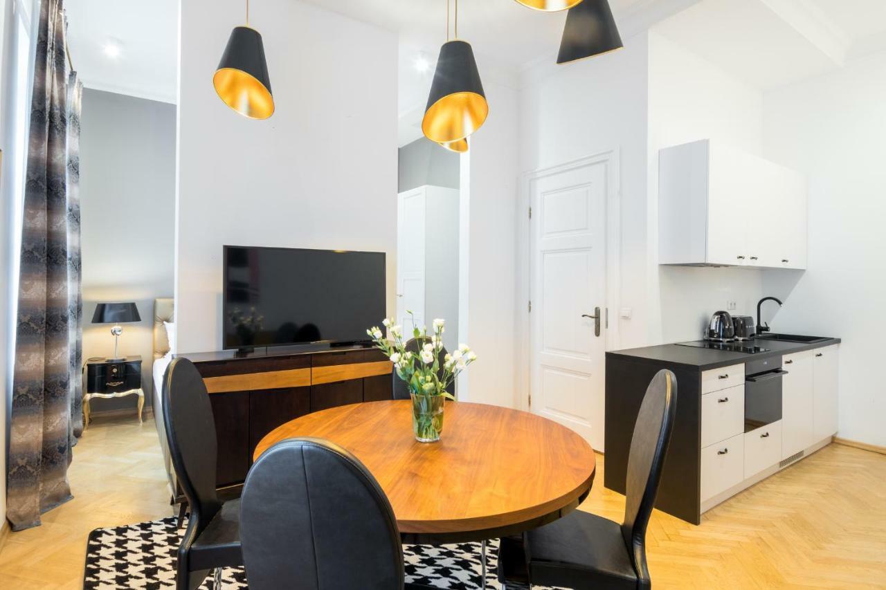 Apartments Zwierzyniecka A4You Krasków Eksteriør bilde