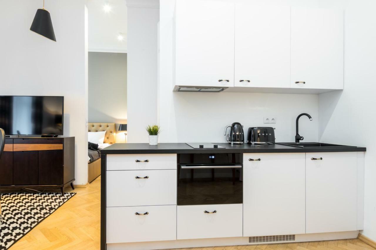 Apartments Zwierzyniecka A4You Krasków Eksteriør bilde