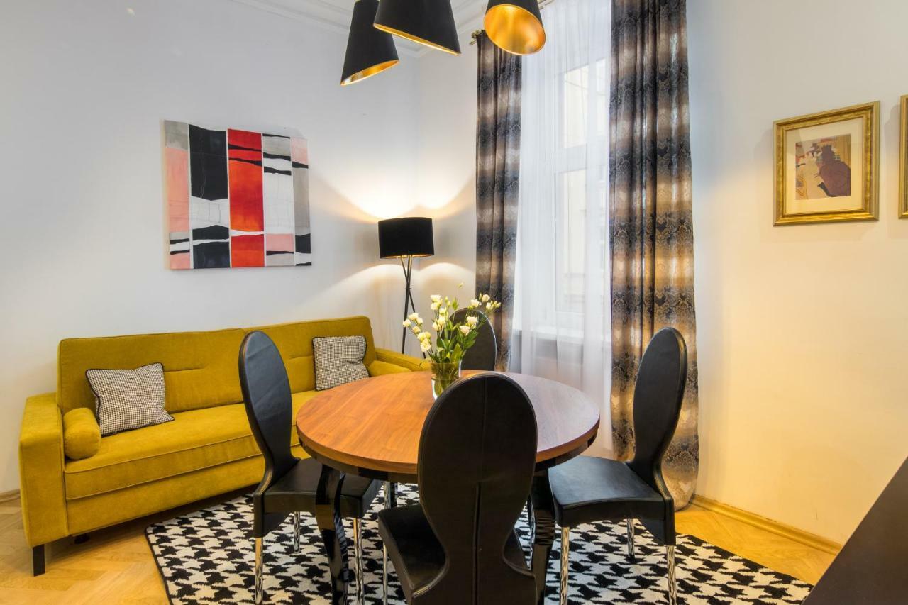 Apartments Zwierzyniecka A4You Krasków Eksteriør bilde